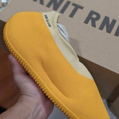 阿迪达斯“香蕉鞋”adidas yeezy Knit Runner僧侣寺庙鞋香蕉黄配色正品高清实拍图 细节实拍