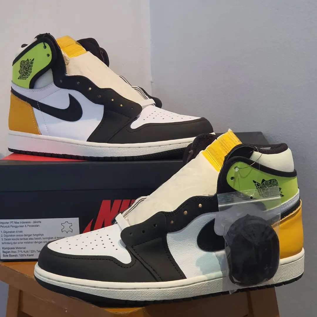 2021Nike Air Jordan 1 High OG “Volt Gold”荧光绿配色正品高清实拍图_8