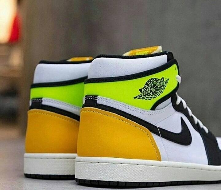 2021Nike Air Jordan 1 High OG “Volt Gold”荧光绿配色正品高清实拍图_5