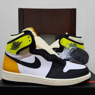 2021Nike Air Jordan 1 High OG “Volt Gold”荧光绿配色正品高清实拍图