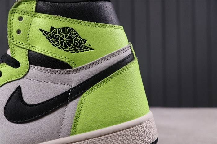 2022新款AJ高帮Nike Air Jordan 1 High OG “Volt ”荧光绿白配色正品高清实拍图_5