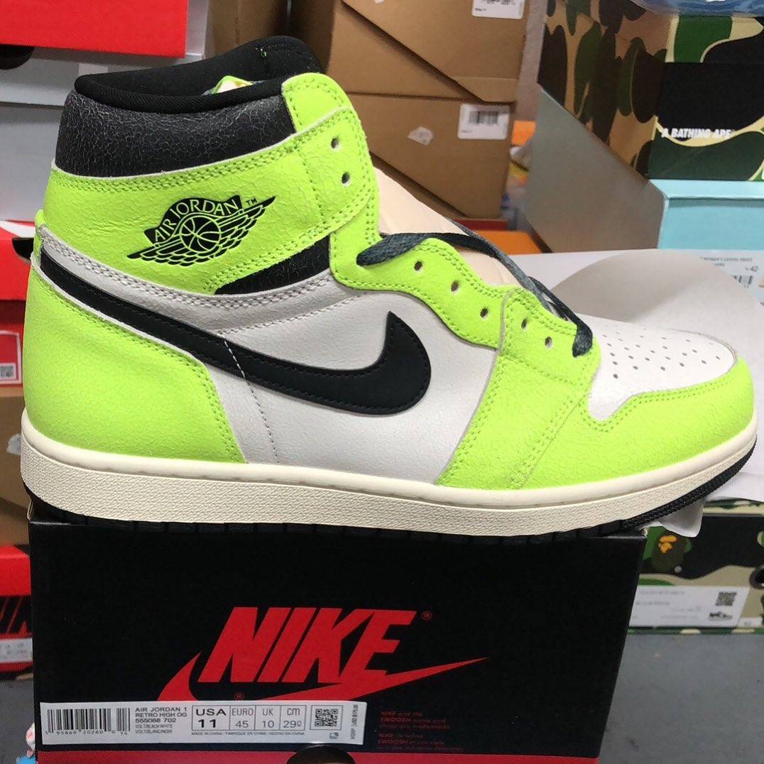 2022新款AJ高帮Nike Air Jordan 1 High OG “Volt ”荧光绿白配色正品高清实拍图_2
