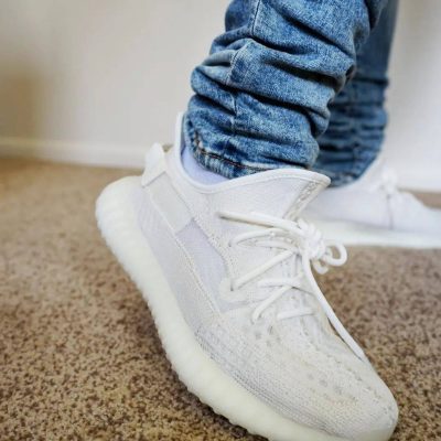 Yeezy350 V2 “Pure Oat”纯白椰子经典造型 正品上脚效果实拍图