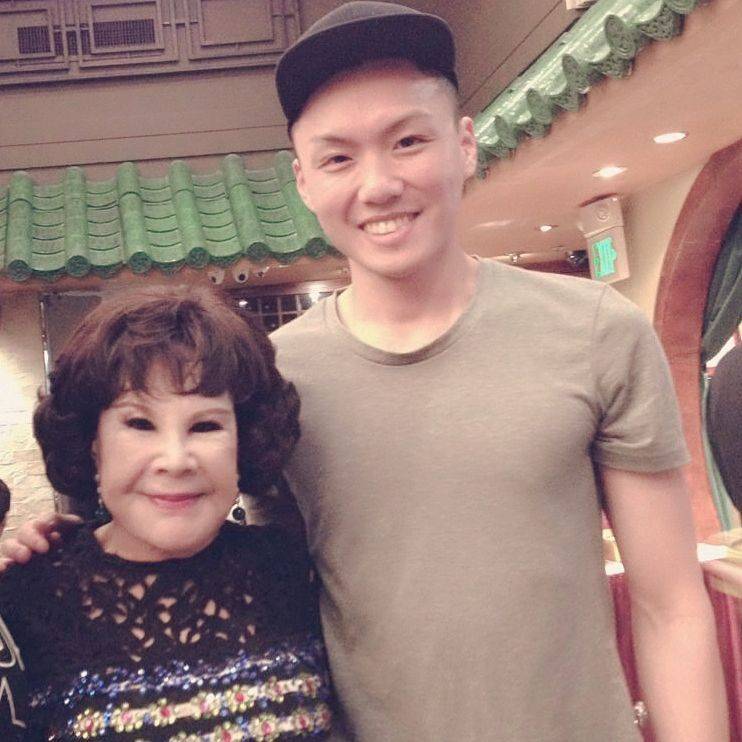 第一批整容的人老了以后照片_4