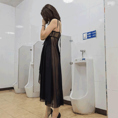 总是走错男厕的女人，女人走错卫生间图片