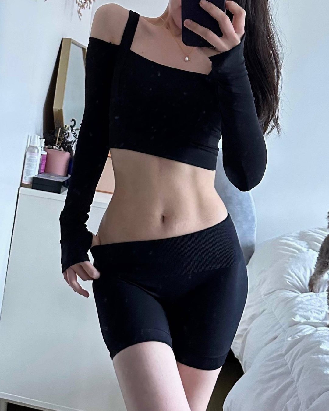 为什么男生喜欢腰细的女生?腰细对男生的吸引度?_1