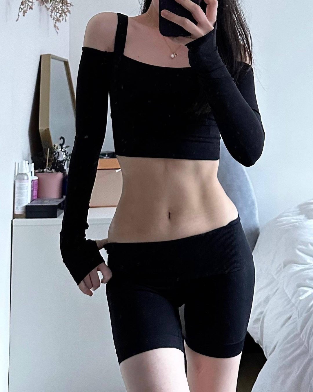 为什么男生喜欢腰细的女生?腰细对男生的吸引度?_2