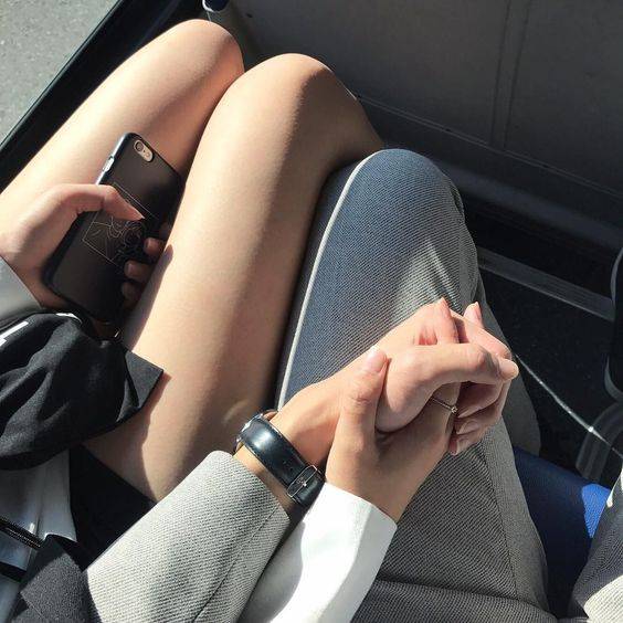 夫妻肢体接触可以增进感情吗？两个人的身体交流图片_3