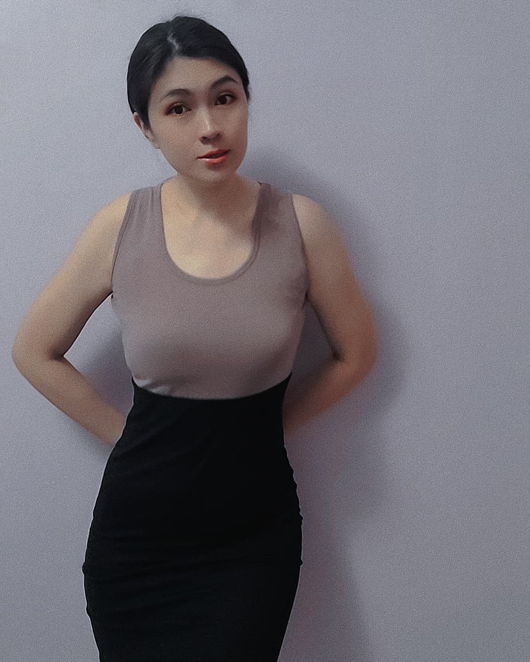 38岁女人的标准外貌图片 抬头纹 肚子 塌胸_2