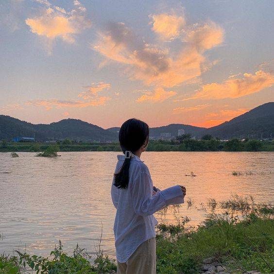 女生头像ins高级质感海边 露脸和不露脸全都有_16