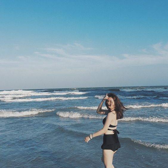 海边的女生头像ins风真人,女头ins高级质感海边照_3