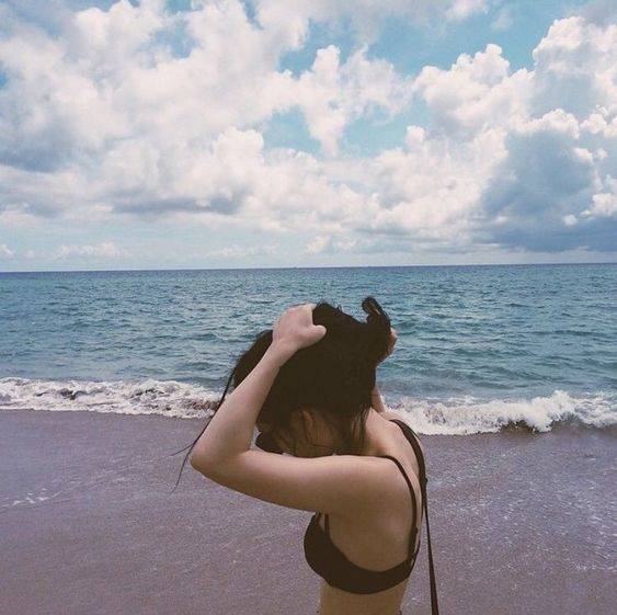 海边的女生头像ins风真人,女头ins高级质感海边照_6