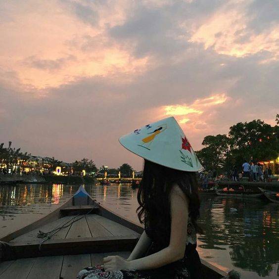海边女生头像侧面唯美图片_12