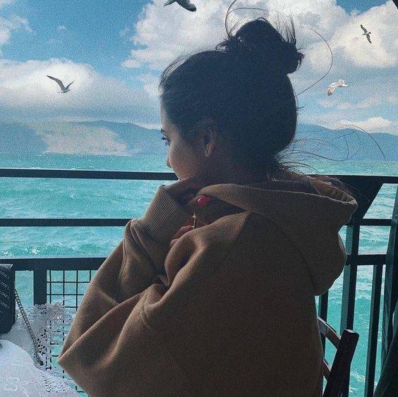 海边女生头像侧面唯美图片_13