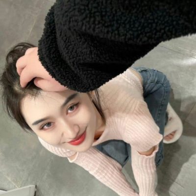 女人渴望的眼神看着你图片，女人直勾勾的眼神看男人
