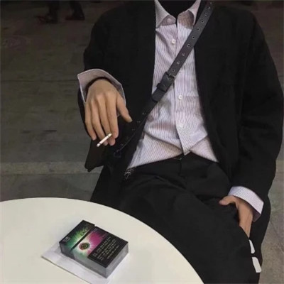 让人过目不忘的头像男生个性图片_13