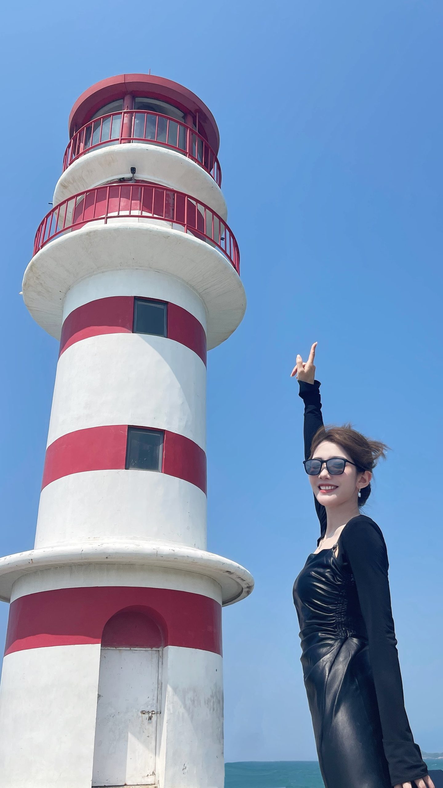 海南省万宁市神州半岛灯塔唯美图片_1