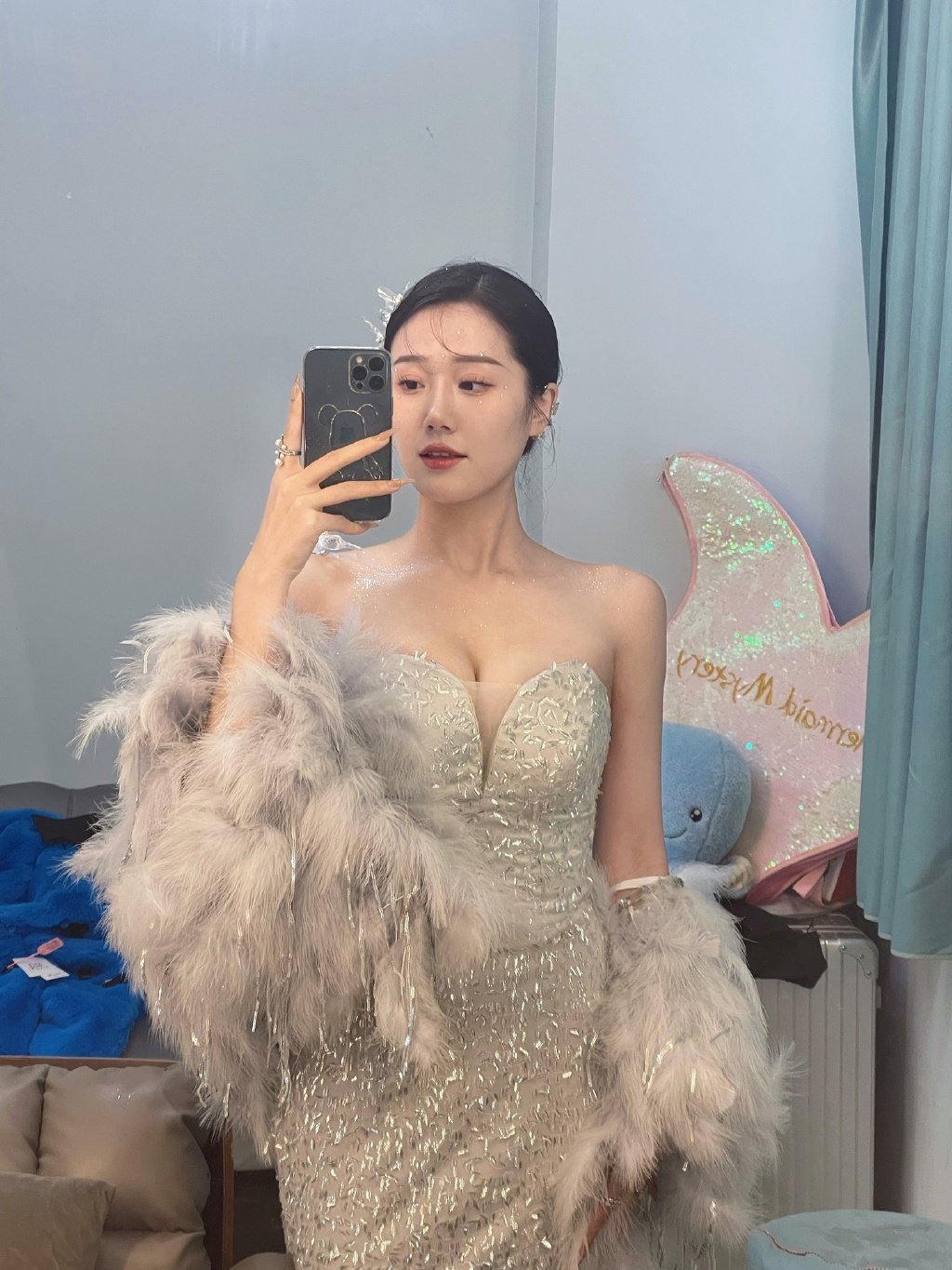 一个想抢新娘风头的伴娘 ,比新娘还漂亮的最美伴娘图片_3