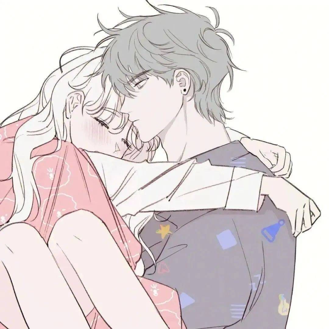 女生趴在男生怀里的情侣头像动漫高清图片_6