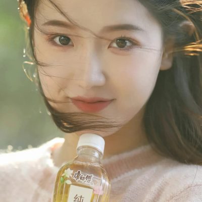 孟羽童唯美清纯写真图片，这么漂亮难怪从格力离职！