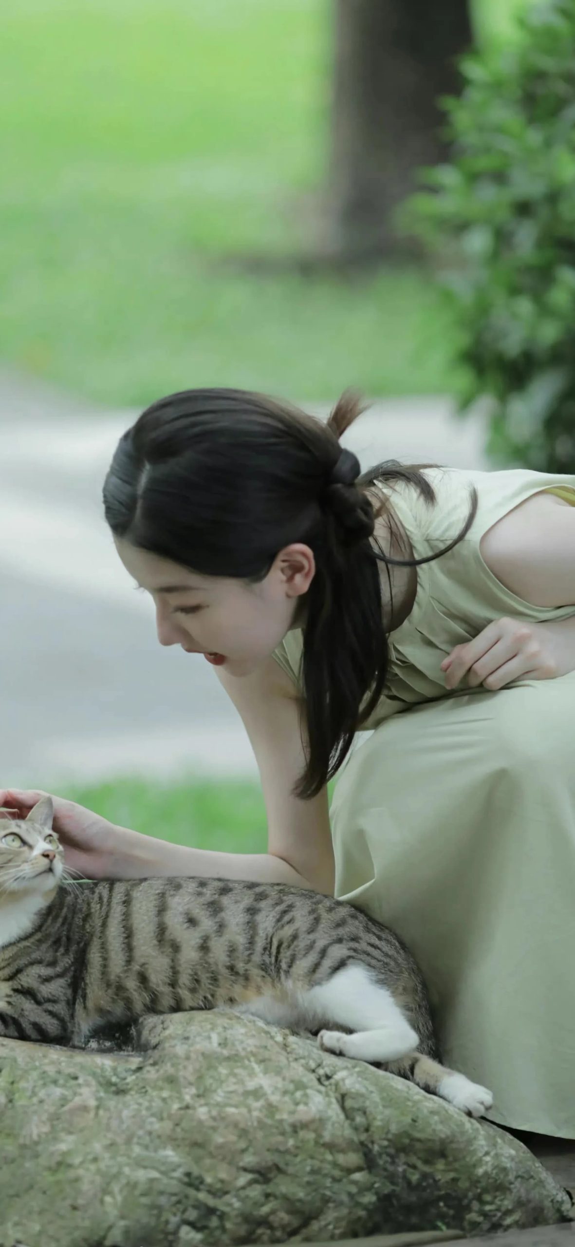 孟羽童唯美清纯写真图片，这么漂亮难怪从格力离职！_5