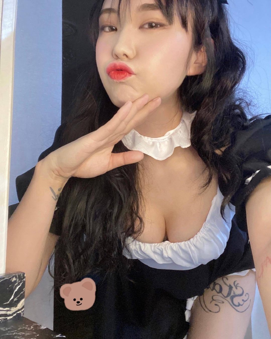 一个喜欢发自拍的女生是什么性格特点_1
