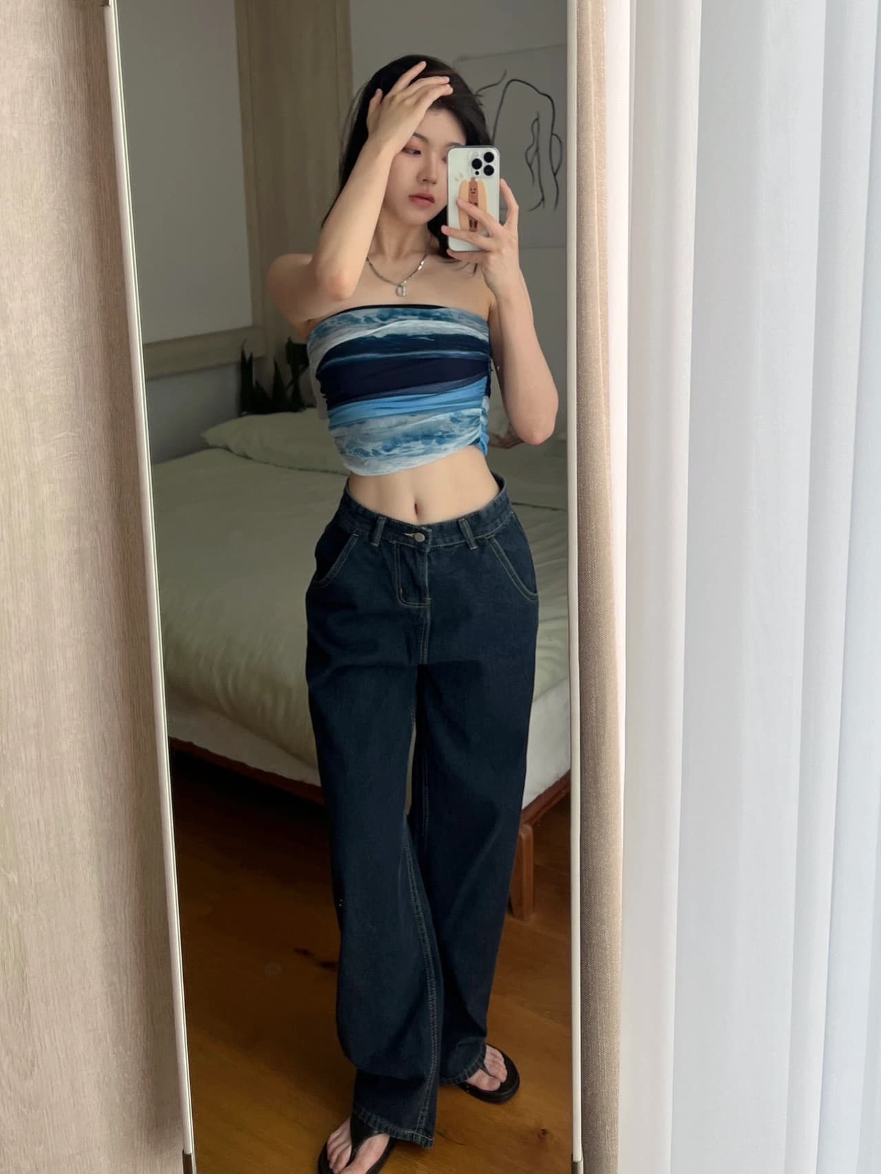 为什么身材好的女生肚脐是竖着的？女生肚脐眼横着代表什么？_3