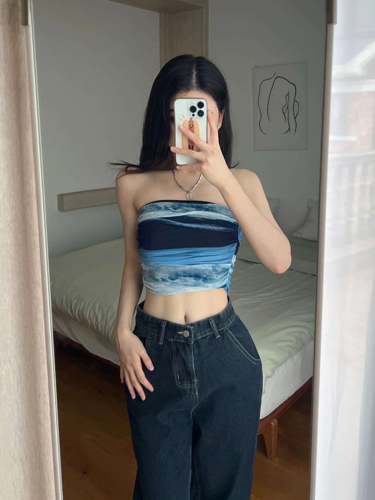 为什么身材好的女生肚脐是竖着的？女生肚脐眼横着代表什么？_7