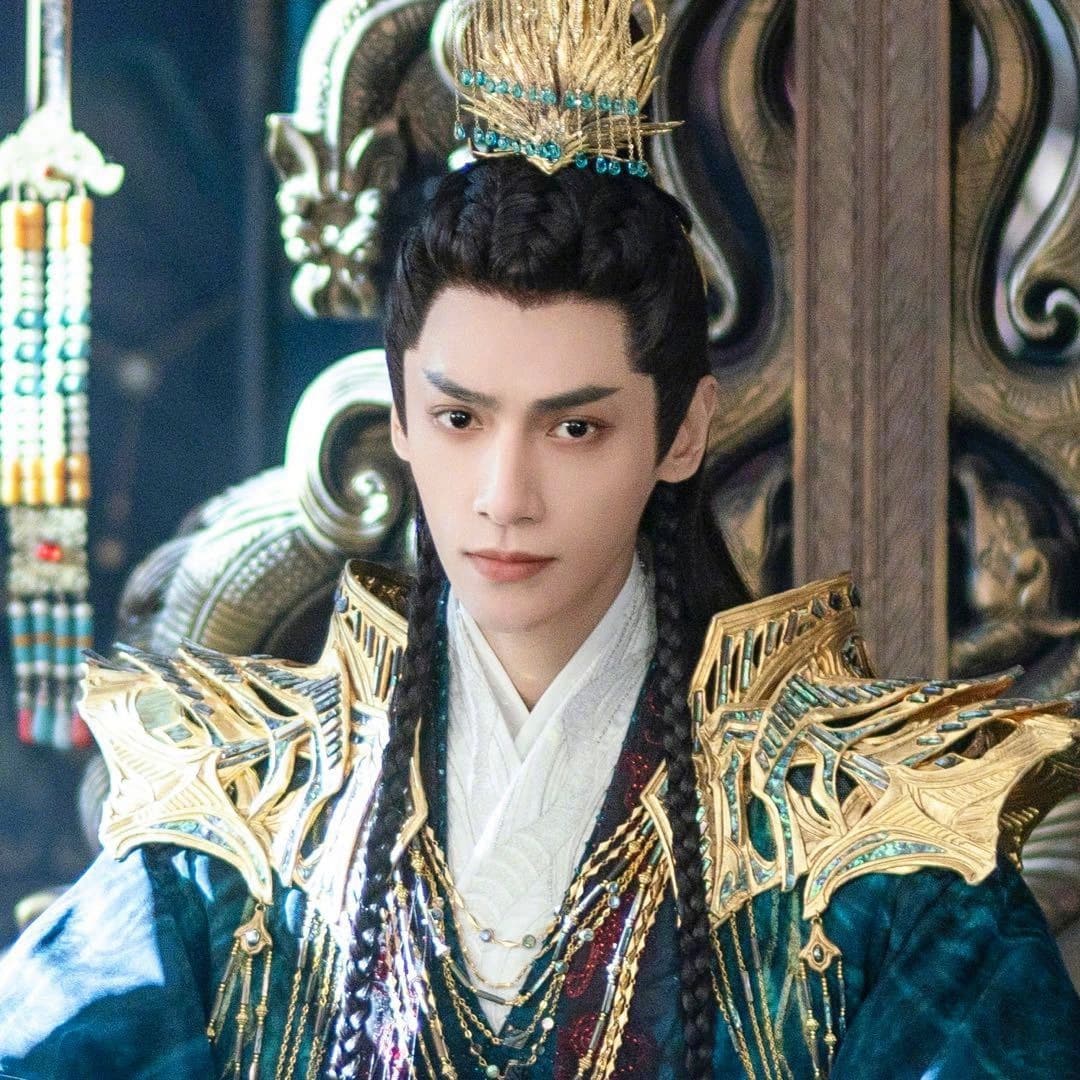 《长月烬明》罗云熙澹台烬古装高清头像 大分辨率_1