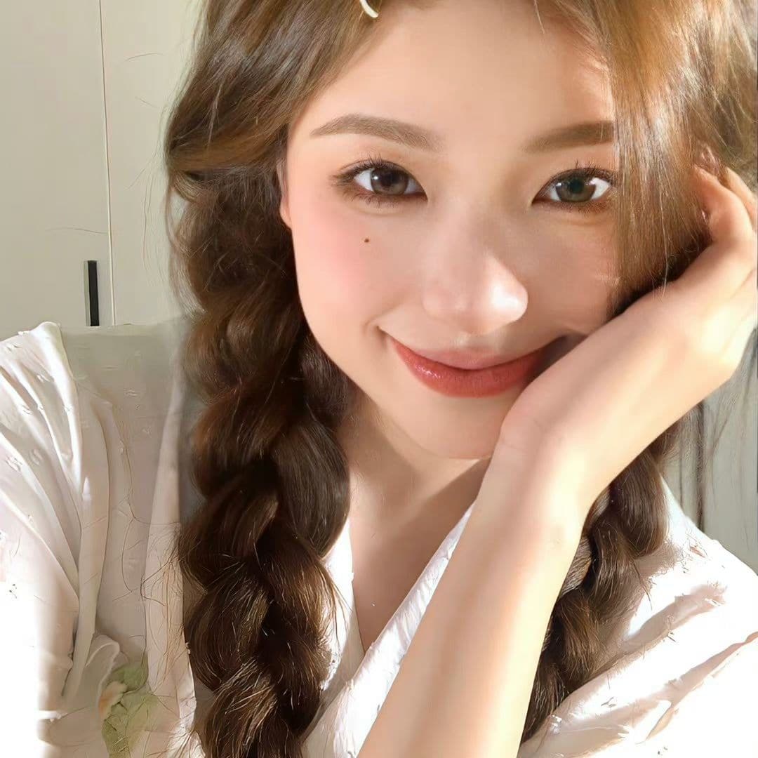 可爱搞怪ins风女头，搞怪女生头像图片_12