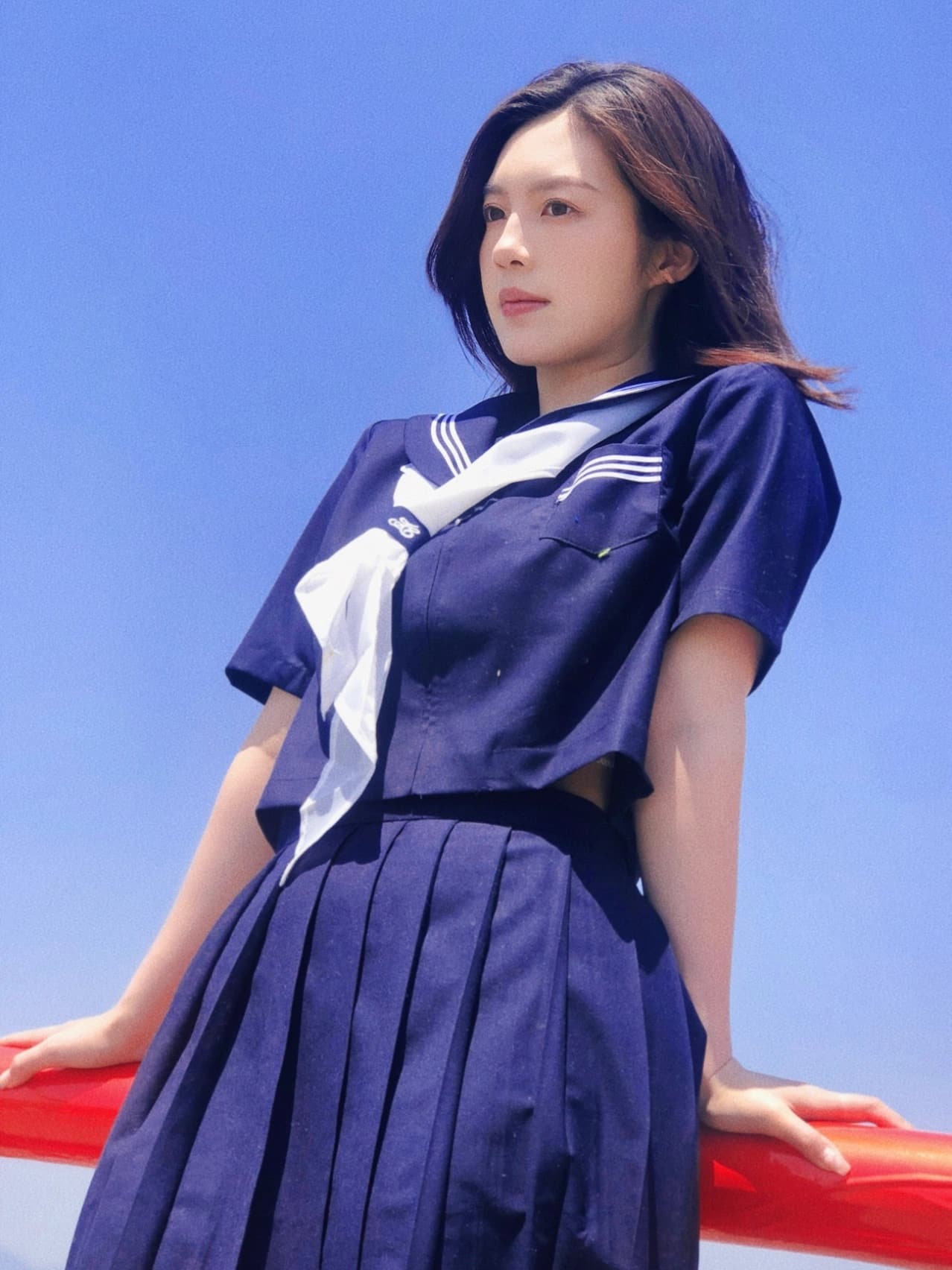 大学美女老师北江大堤日系氛围感写真图片_2