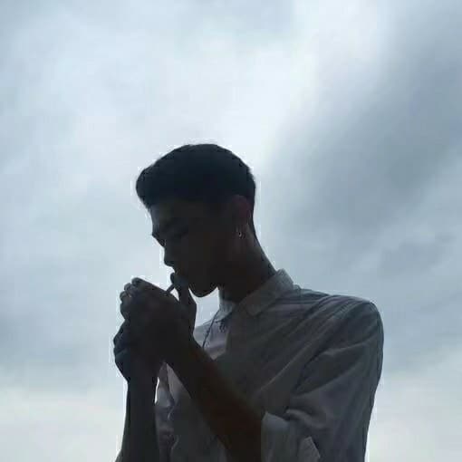 微信头像男生成熟稳重，成熟男士专用微信头像图片_1