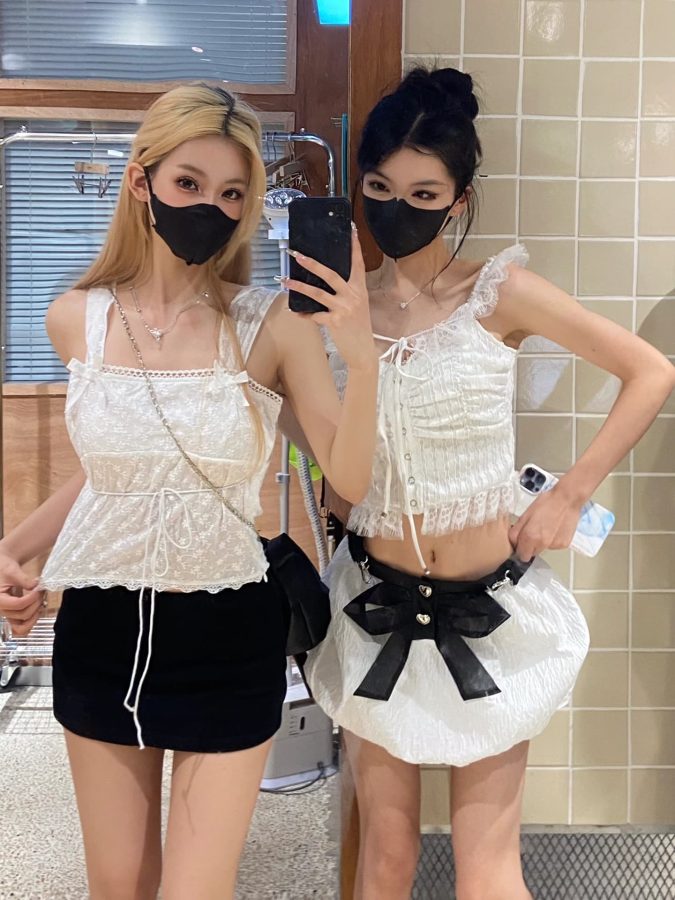 A Famous Club是什么神仙店铺，超漂亮的美女店员图片_6