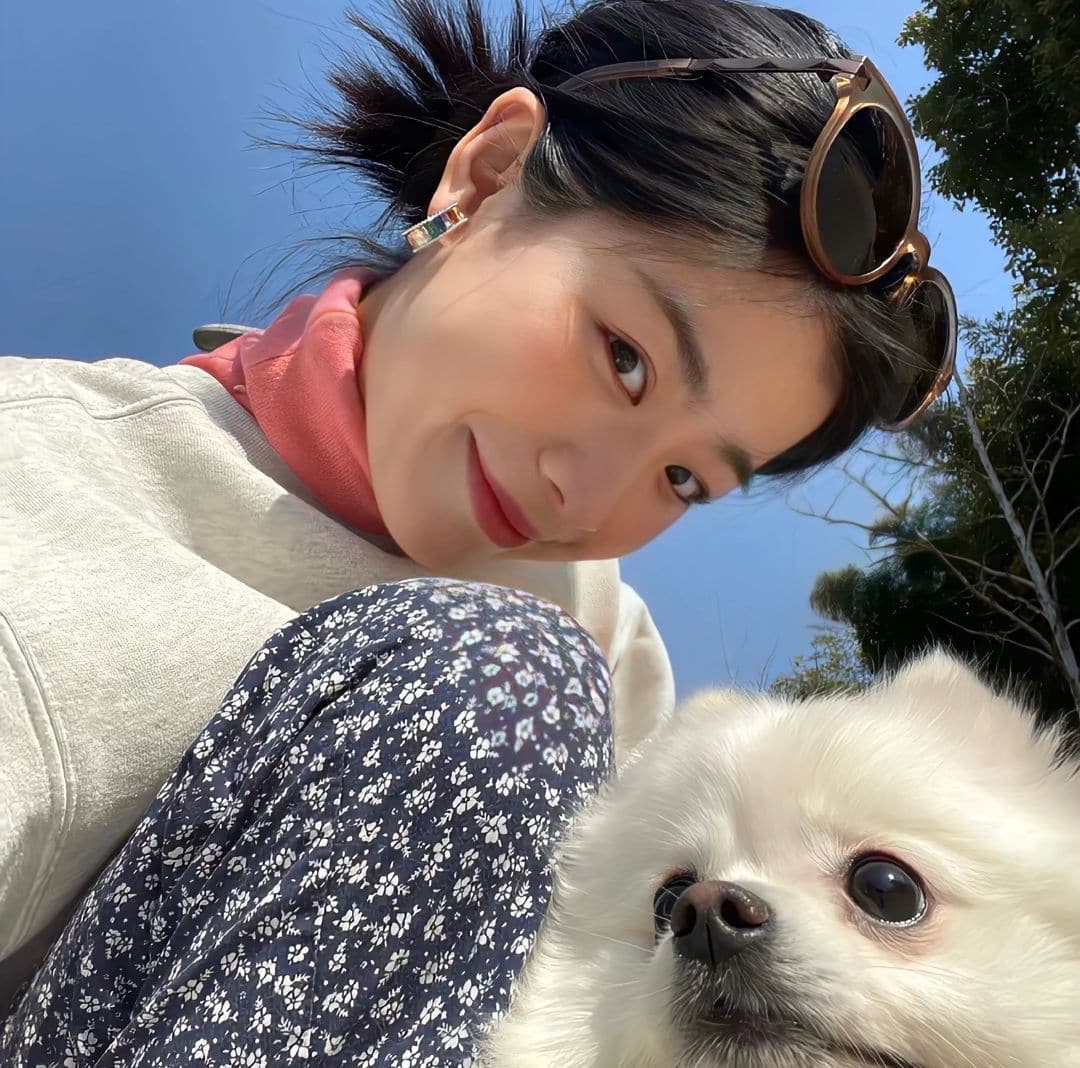 高颜值女生头像真人露脸,让男生一眼就心动的头像_14