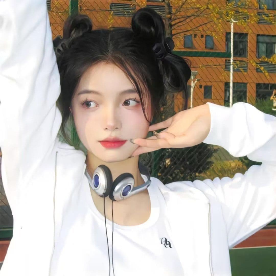 高颜值女生头像真人露脸,让男生一眼就心动的头像_18