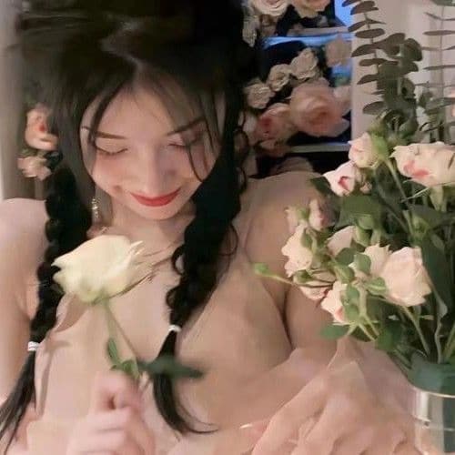 高颜值女生头像真人露脸,让男生一眼就心动的头像_31