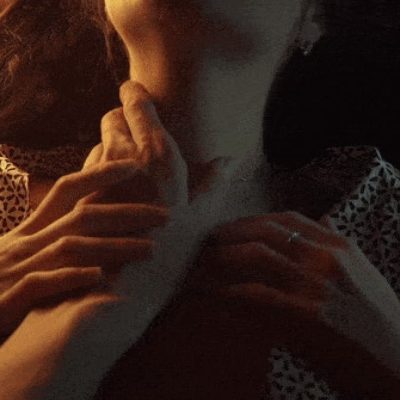 老公总在半夜把我弄醒真的特别烦 gif动态图
