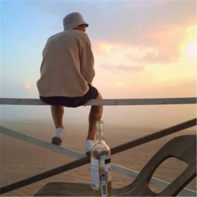 三十岁单身男微信头像图片 自由的感觉头像