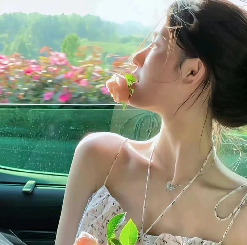美女禁欲系高级感头像，禁欲系女生头像_7