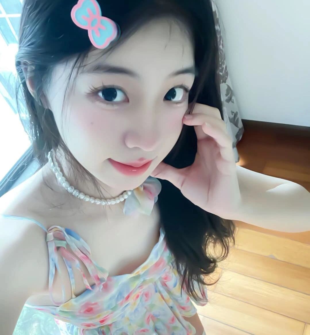 美女禁欲系高级感头像，禁欲系女生头像_16