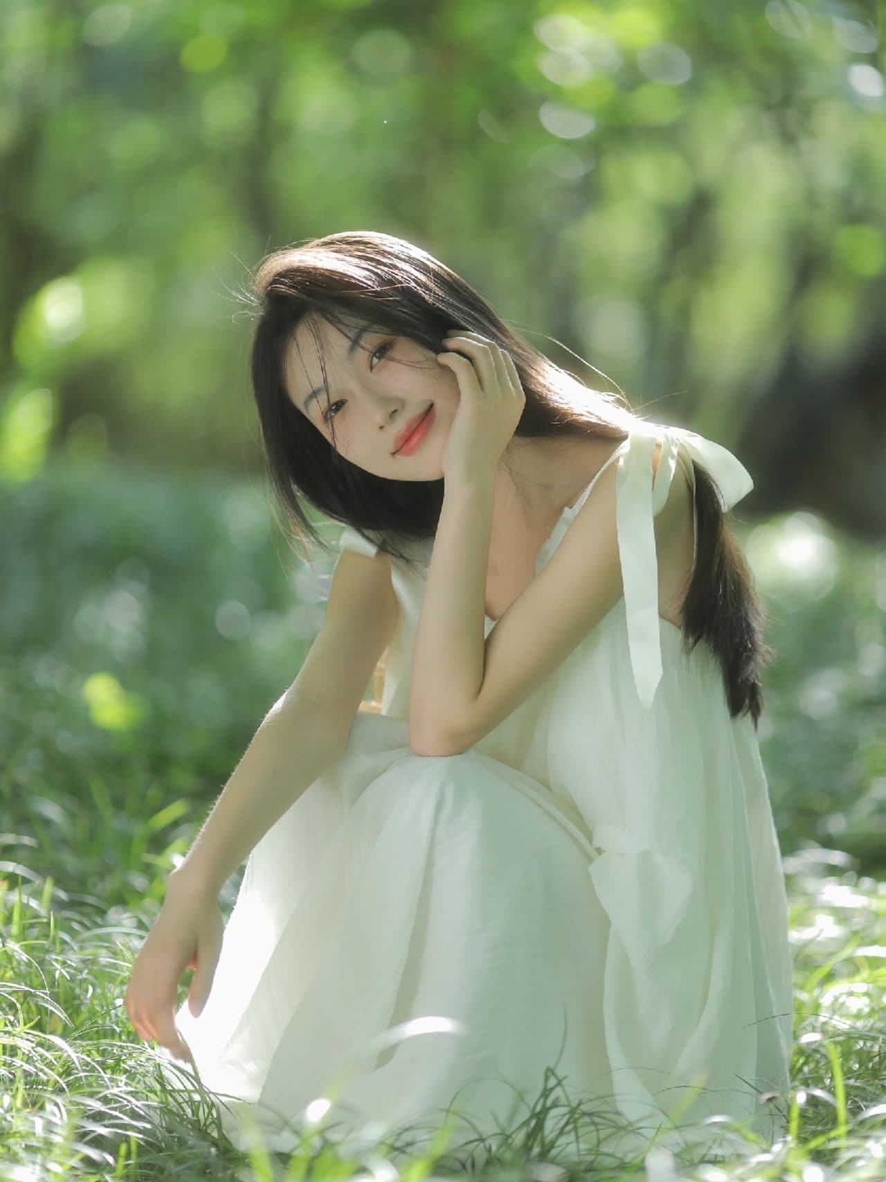 森系青春美女写真图片，白月光夏日小森林绿野仙踪写真！_5