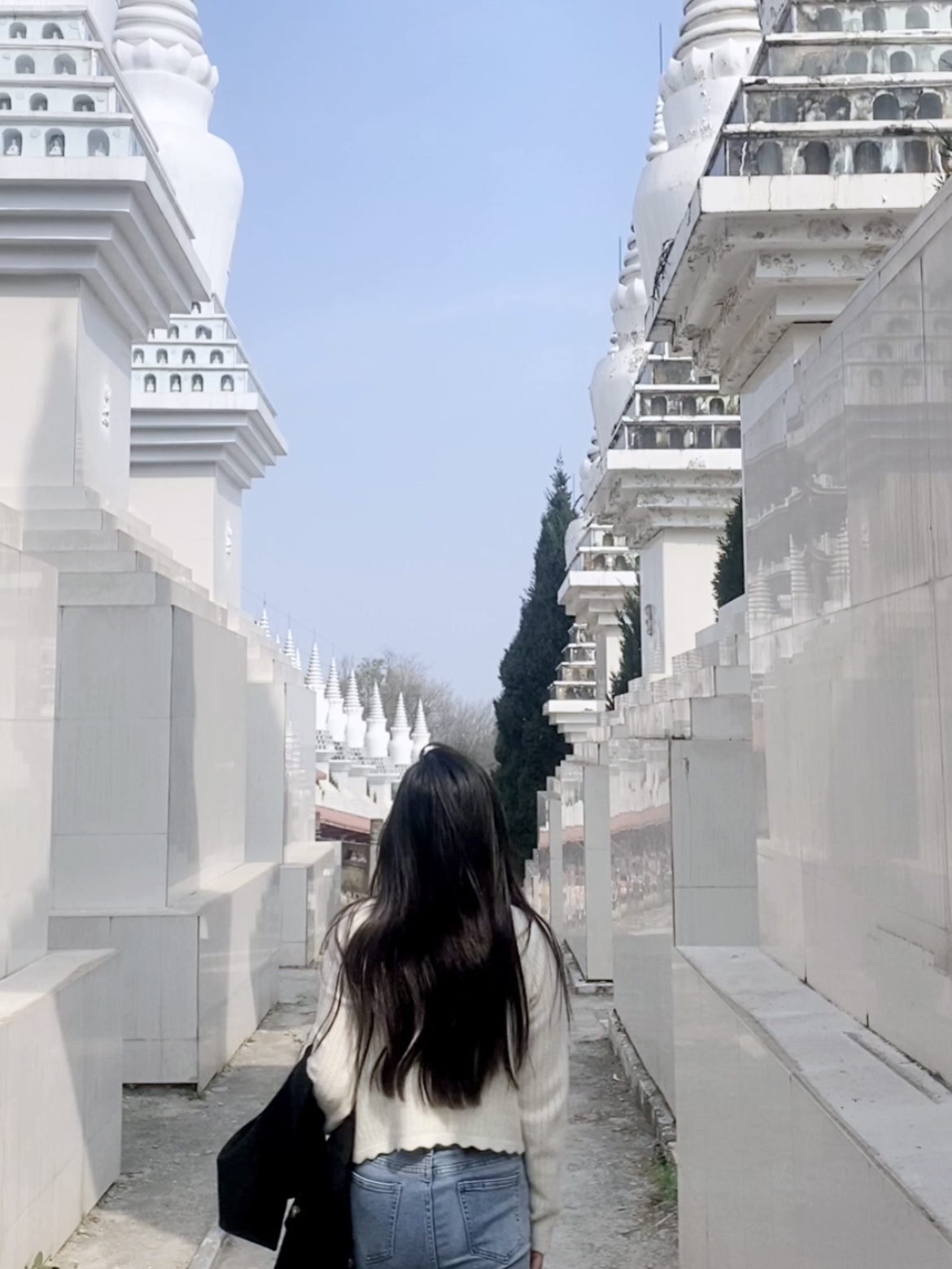 小清新女生黑色长直发 真人背影头像_4