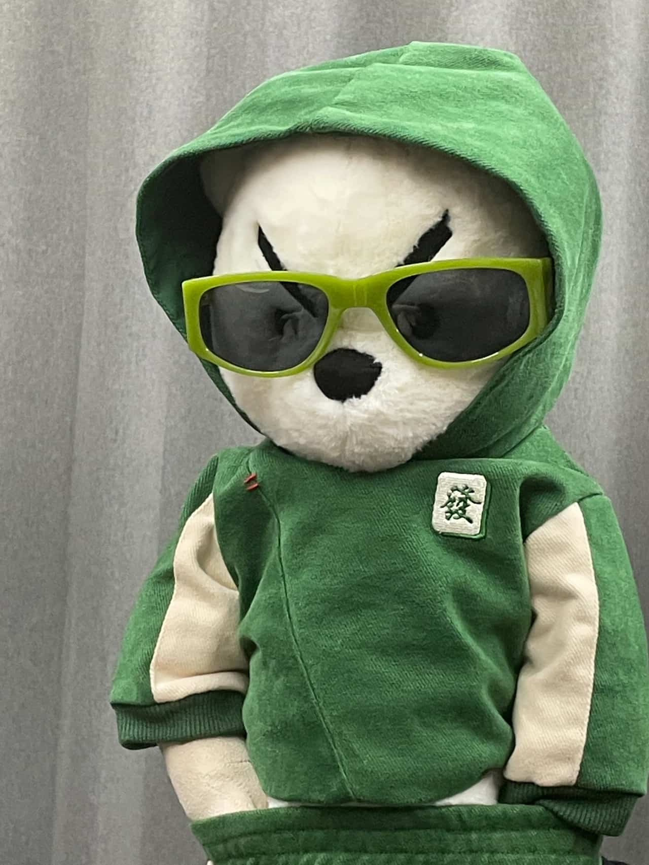 白色绿帽奋斗兔戴眼镜超酷男生头像_7