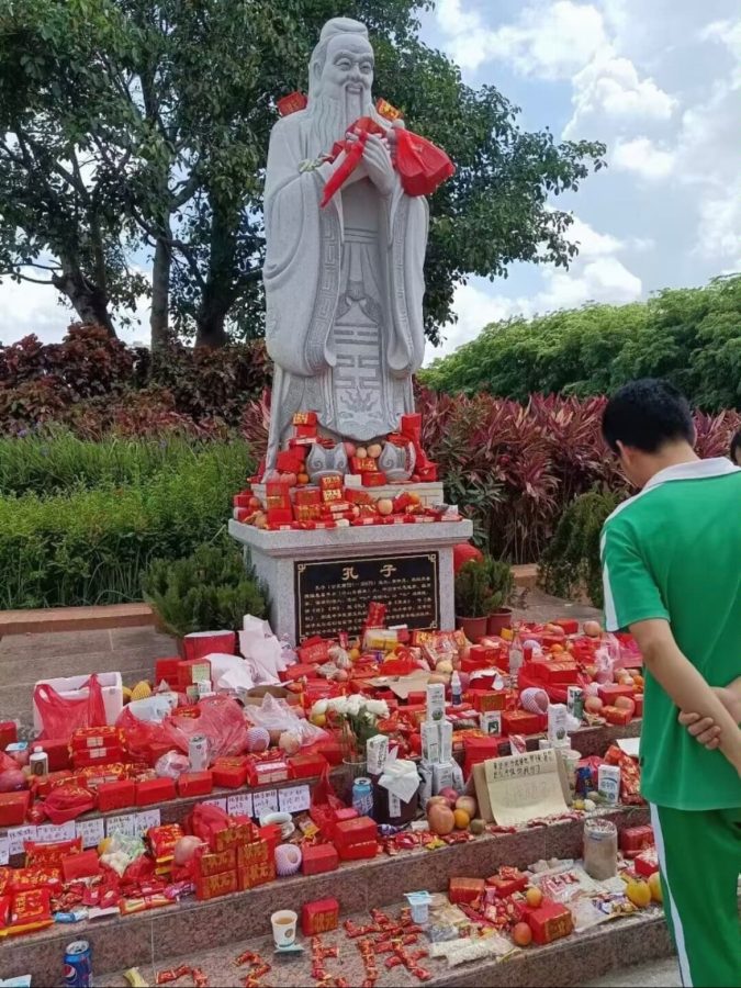 高考时没有一个孔子是饿着的图片_6