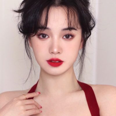天生狐媚的女人面相，狐媚美女图片