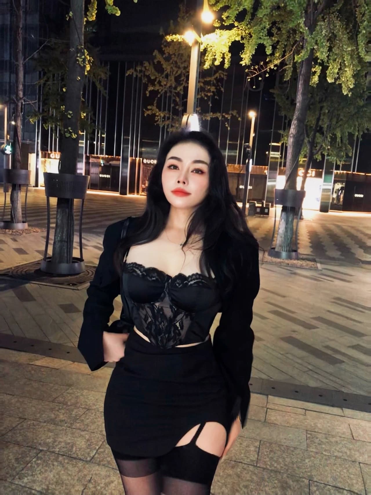 风尘味很重的女人面相特征图片_10