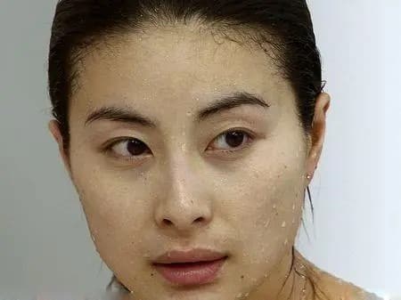 女人有一痣,必嫁豪门 女人凤凰命的痣图片_1