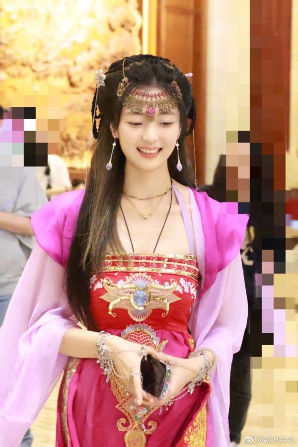 孙千cos紫萱图片 ,萌探3仙侠造型路透_1