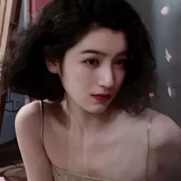 让男人着迷的魅力女人头像图片_2