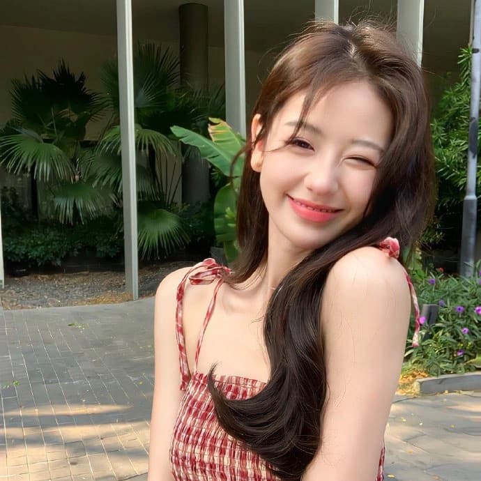 让男人着迷的魅力女人头像图片_4